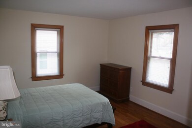 1009 Parkside Ave unit 1, Ewing, NJ 08618 - photo 6