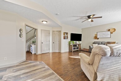 107 Meadow View Way, Georgetown, KY 40324 - photo 4