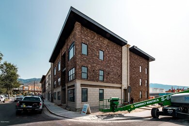 2_Exterior_1800x1200_3566352
