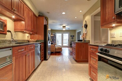 6942 Gemini Dr, Anchorage, AK 99504 - photo 7