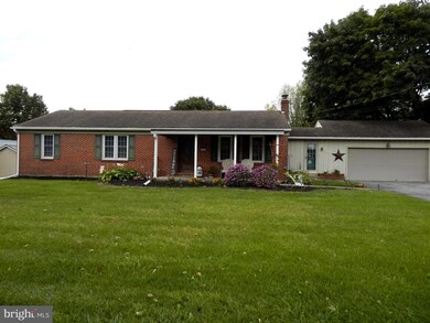 1566 Edenville Rd unit 6, Chambersburg, PA 17202 - photo 2