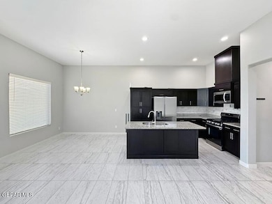 12622 Amesbury Ave, El Paso, TX 79928 - photo 3