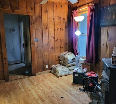 41 Ball St, Orange, MA 01364 - photo 4