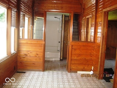 2100 E 38th St, Anderson, IN 46013 - photo 5