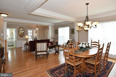 12397 Grantley Ct, Woodbridge, VA 22192 - photo 2