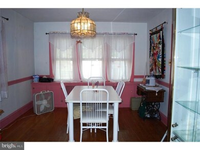 307 W 36th St, Wilmington, DE 19802 - photo 4