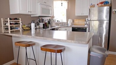 750 Whittenton St unit 421, Taunton, MA 02780 - photo 6