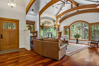 1460 Crown Point Pkwy, Cascade, ID 83611 - photo 5