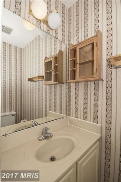 3932 Forest Valley Rd, Parkville, MD 21234 - photo 5