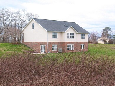 351 Golden Pond Dr, London, KY 40741 - photo 2