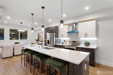 12215 Des Moines Memorial Dr S unit B, Burien, WA 98168 - photo 7