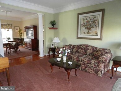 858 Queens Park Dr, Owings Mills, MD 21117 - photo 5