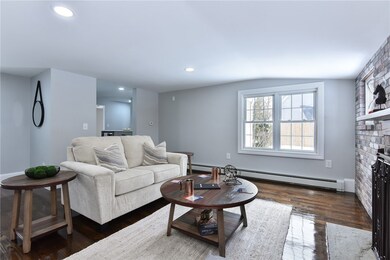 188 Forbes St, Riverside, RI 02915 - photo 4