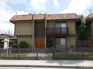 2104 Robinson #2
