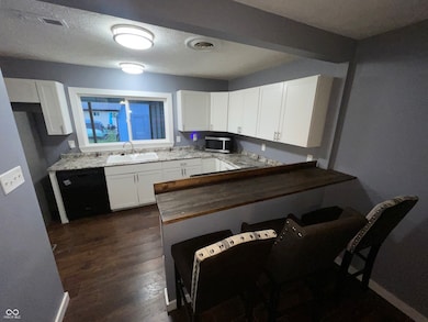 1995 Britton Dr, Beech Grove, IN 46107 - photo 5