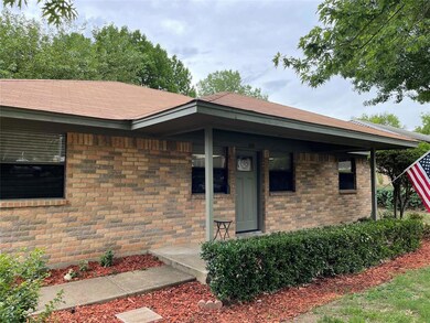 208 Guinevere Dr, Weatherford, TX 76086 - photo 4