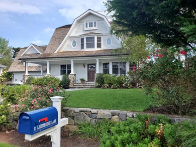 11 Lighthouse Lane