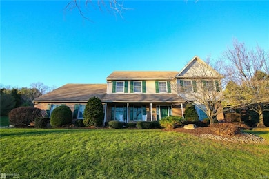 6039 Domarray St, Coopersburg, PA 18036 - photo 3