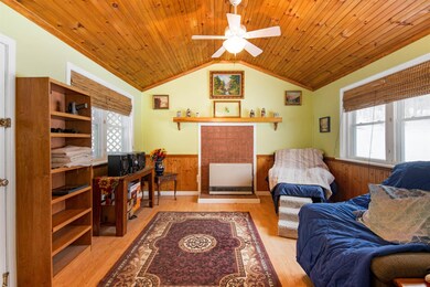 2 Forrest Rd, Fairfax, VT 05454 - photo 7