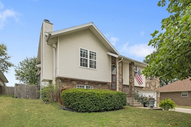 207 S Dexter Ave, Springfield, MO 65802 - photo 3