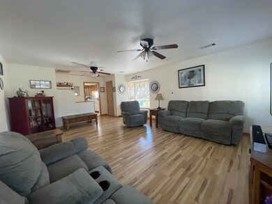 3747 Russell Rd, Grants Pass, OR 97526 - photo 5