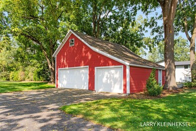 43-web-or-mls-512-howard-ave