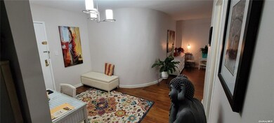 55 S Bergen Place unit 3F, Freeport, NY 11520 - photo 2
