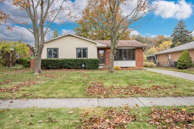 1281 Gumwood Dr, Columbus, OH 43229 - photo 2