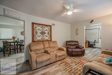 127 Macarthur Dr, Hinesville, GA 31313 - photo 3