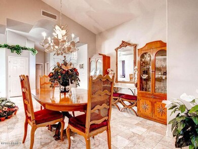 1501 W Emerald Key Ct Gilbert-MLS_Size-0