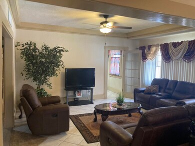 2912 San Diego Ave, El Paso, TX 79930 - photo 4