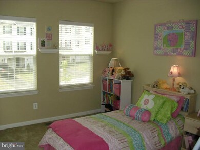 3010 Chinkapin Oak Ln unit 149, Woodbridge, VA 22191 - photo 3