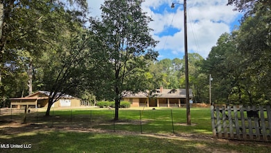 2068 Anderson Rd, Edwards, MS 39066 - photo 2