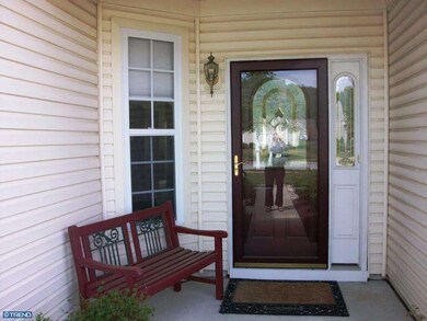 122 Springmill Dr, Middletown, DE 19709 - photo 2