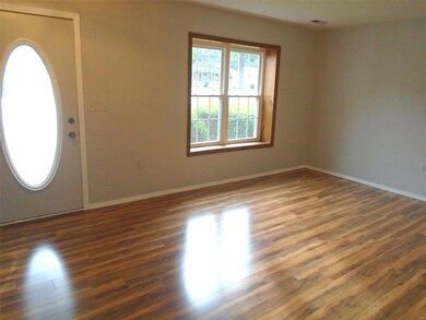 1107 Jacquelyn Ct, Maryville, IL 62062 - photo 4