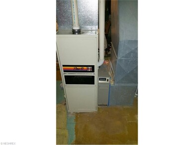 Newer 90% high efficiency gas furnace with central