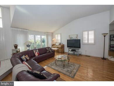 101 Marywatersford Rd, Bala Cynwyd, PA 19004 - photo 4