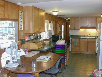 19208 Shoshone Rd, Bend, OR 97702 - photo 5