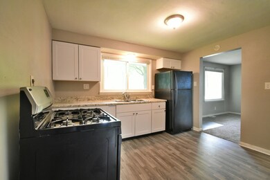 2209 Halford St, Anderson, IN 46016 - photo 5