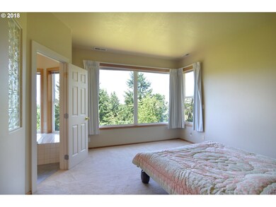 Bathroom, Attached