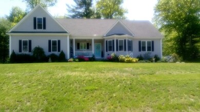 6 Haywood Cir, Mendon, MA 01756 - photo 2