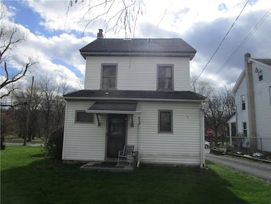 429 S Canal St, Walnutport, PA 18088 - photo 3