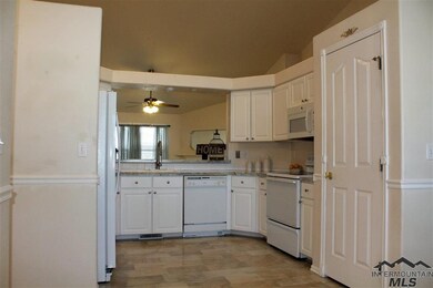 2123 S State St, Nampa, ID 83686 - photo 5