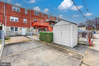 934 Regina Dr, Halethorpe, MD 21227 - photo 5