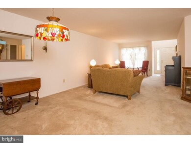 107 Endsleigh Ct, Trenton, NJ 08691 - photo 4