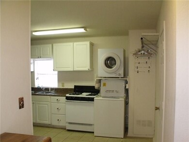 410 Dickson St unit C, Bentonville, AR 72712 - photo 2