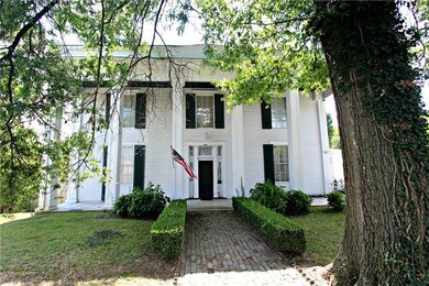 401 W 9th St, Columbia, TN 38401 - photo 2