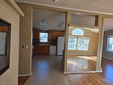 710 E Allison Rd, Cheyenne, WY 82007 - photo 4