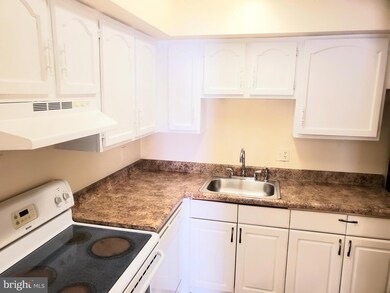8601C Sacramento Dr unit C, Alexandria, VA 22309 - photo 5