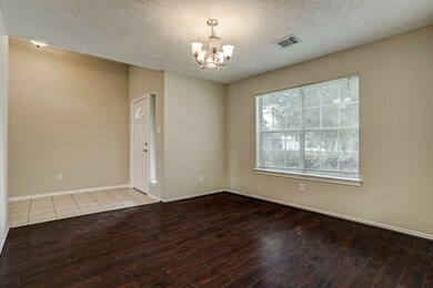 4117 Seminole Dr, Pearland, TX 77584 - photo 6